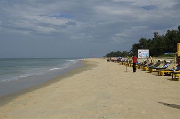 01 Mobor-Beach_and_Cavelossim-Beach,_Goa_DSC6323_b_H600